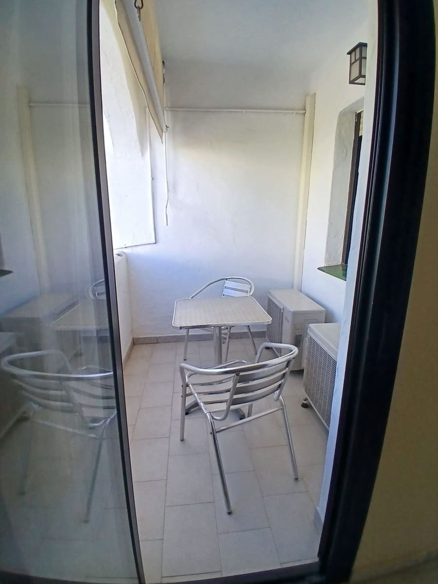 3 soverom Hus til leie i Bel-Air med svømmebasseng garasje - € 2 500 (Ref: 10156860)