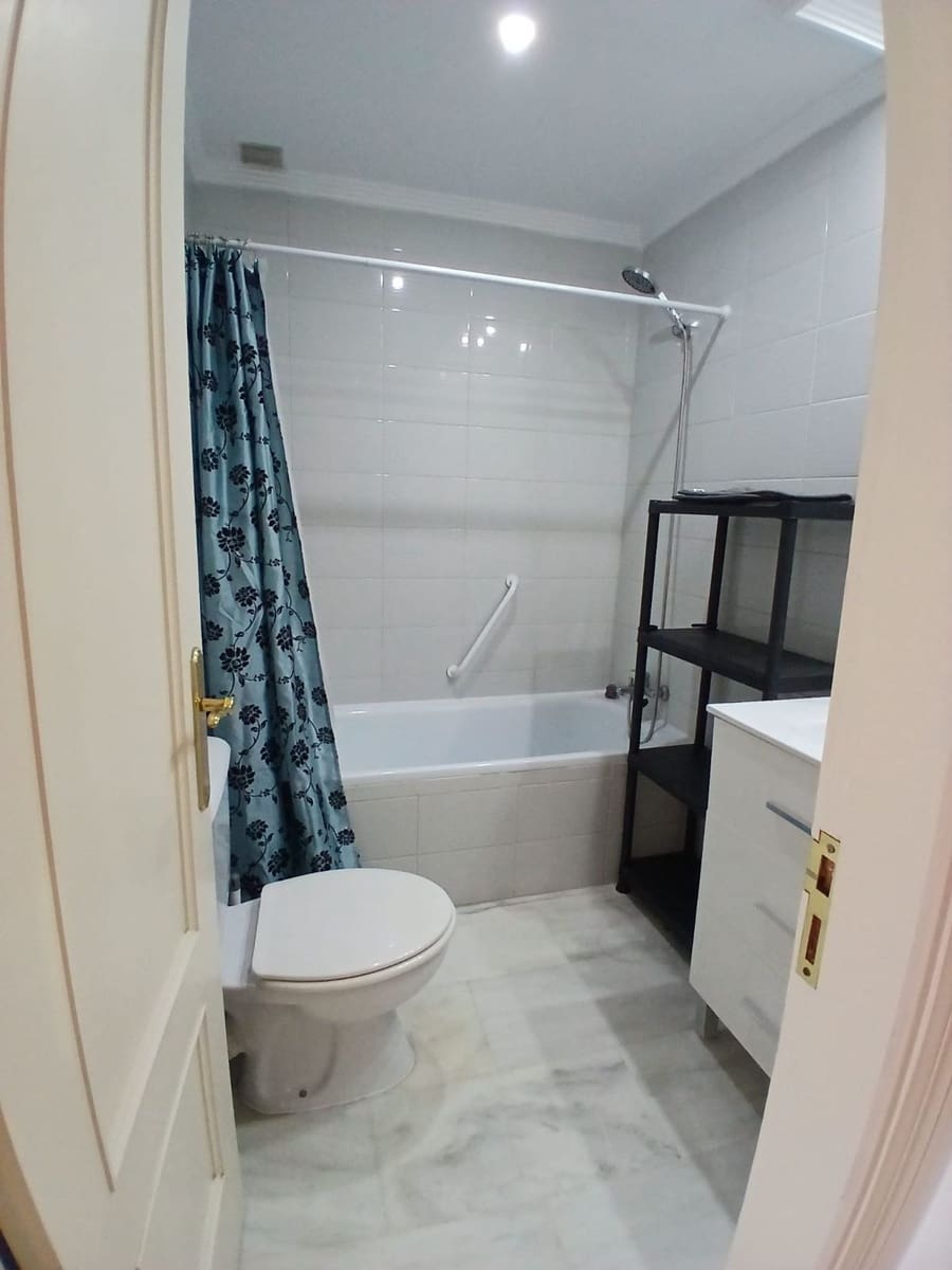 3 soverom Hus til leie i Bel-Air med svømmebasseng garasje - € 2 500 (Ref: 10156860)