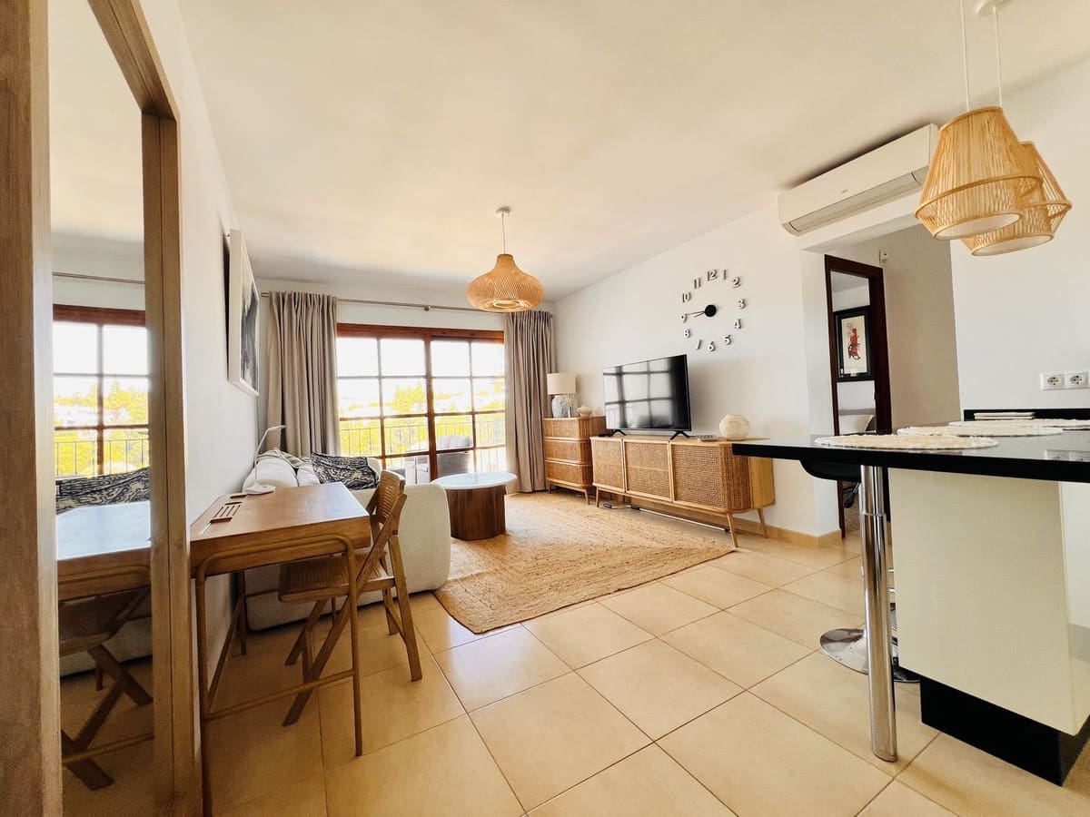 2 soveværelse Penthouse til leje i Mijas med swimmingpool - € 1.650 (Ref: 10165487)