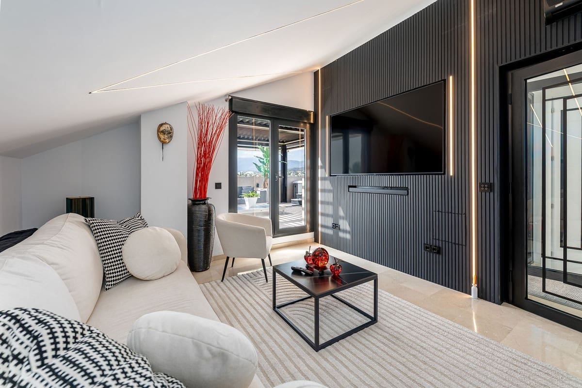 4 chambre Appartement à vendre à Cancelada avec piscine garage - 1 595 000 € (Ref: 10177320)
