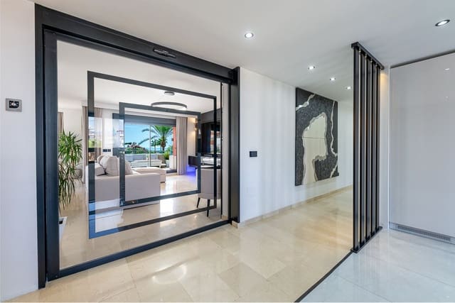 4 chambre Appartement à vendre à Cancelada, Estepona avec piscine garage - 1 595 000 € (Ref: 10177320)