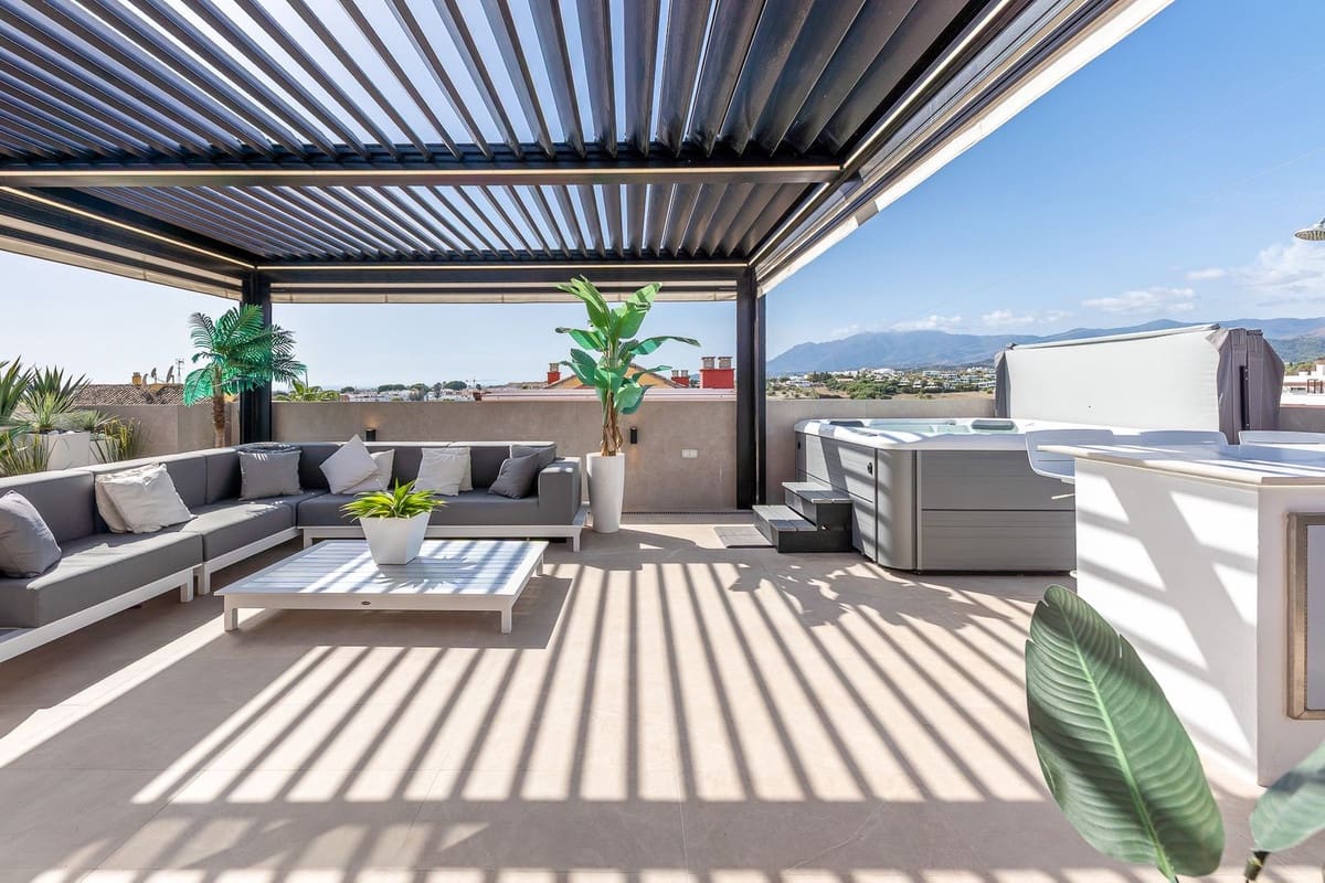 4 chambre Appartement à vendre à Cancelada avec piscine garage - 1 595 000 € (Ref: 10177320)