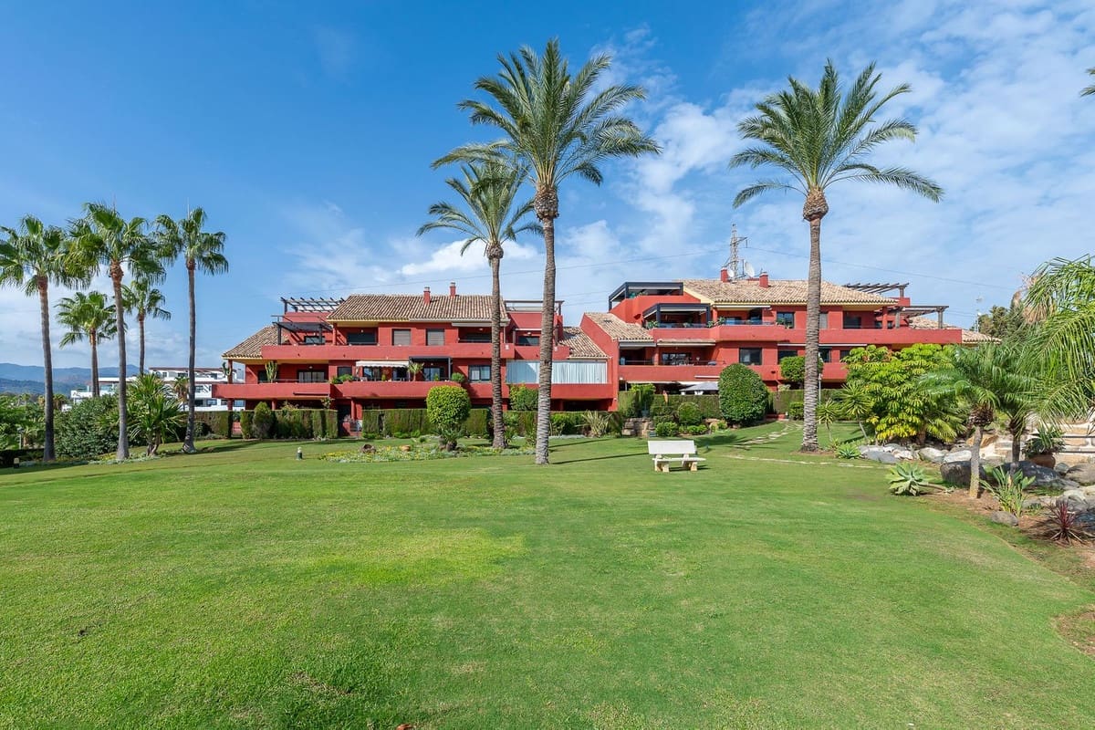 4 chambre Appartement à vendre à Cancelada avec piscine garage - 1 595 000 € (Ref: 10177320)