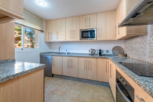3 slaapkamer Appartement te koop in El Paraiso, Estepona met zwembad garage - € 495.000 (Ref: 10179229)