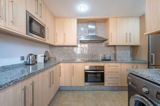 3 slaapkamer Appartement te koop in El Paraiso, Estepona met zwembad garage - € 495.000 (Ref: 10179229)