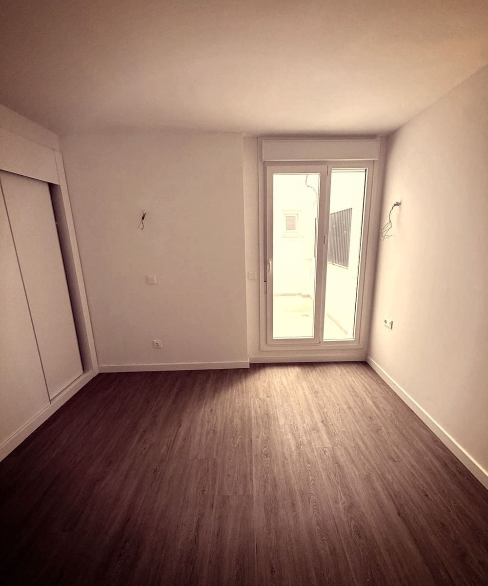2 soveværelse Lejlighed til salg i Fuengirola med swimmingpool garage - € 295.000 (Ref: 10183548)