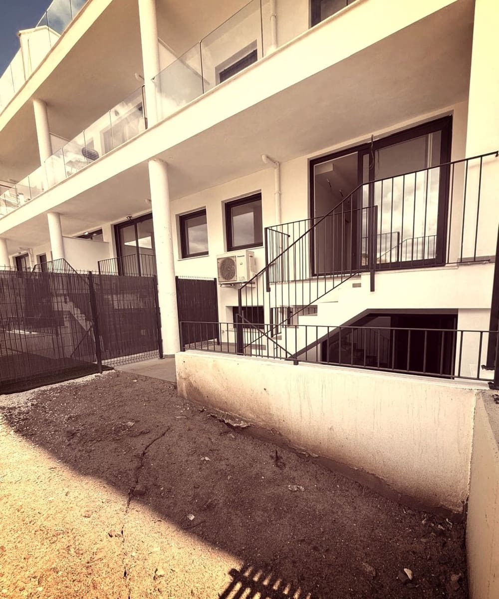 2 soveværelse Lejlighed til salg i Fuengirola med swimmingpool garage - € 295.000 (Ref: 10183548)