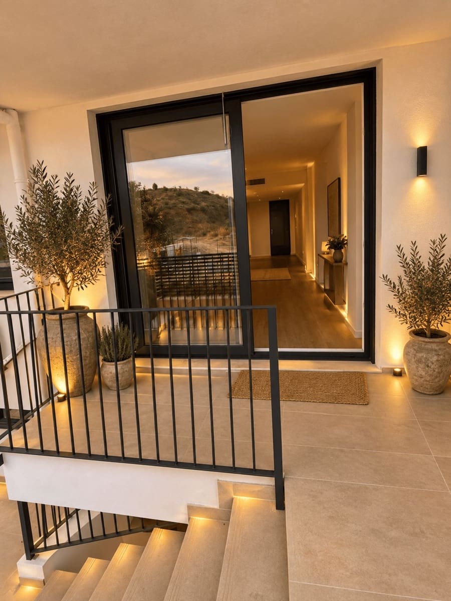 2 soveværelse Lejlighed til salg i Fuengirola med swimmingpool garage - € 295.000 (Ref: 10183548)