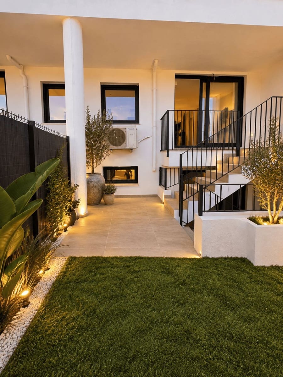 2 soveværelse Lejlighed til salg i Fuengirola med swimmingpool garage - € 295.000 (Ref: 10183548)