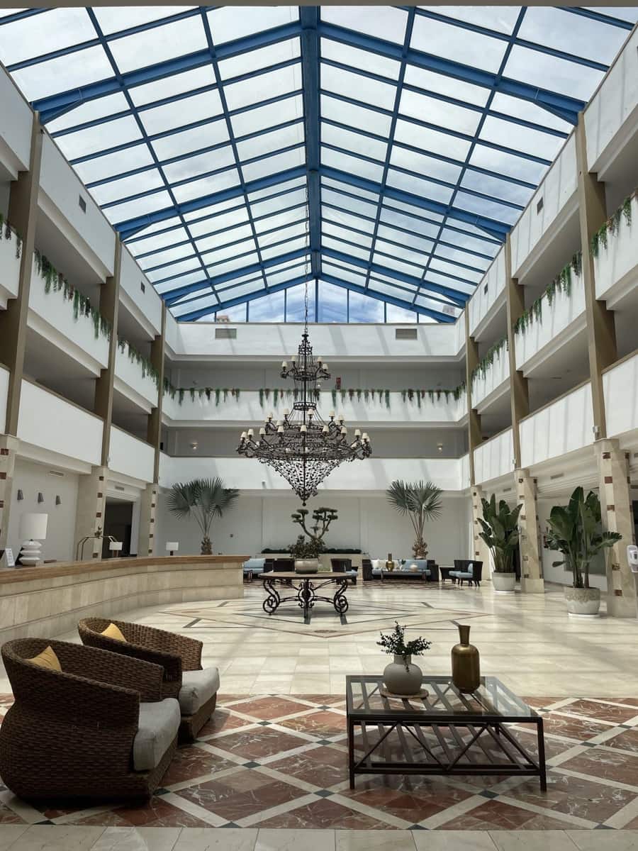 1 bedroom Apartment for sale in BelAir, Estepona with pool garage €