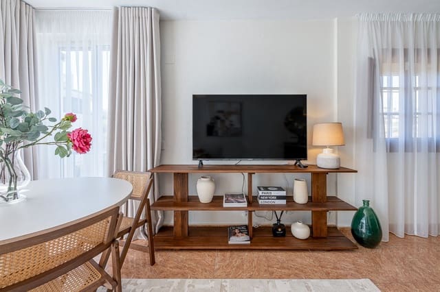 1 sovrum Takvåning till salu i La Duquesa / Puerto de la Duquesa, Manilva - 264 900 € (Ref: 9891176)