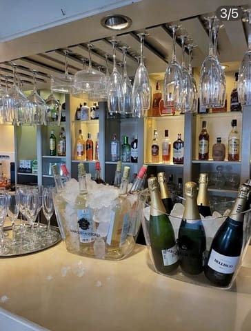 Restaurante/Bar para venda em Estepona - 240 000 € (Ref: 9891177)