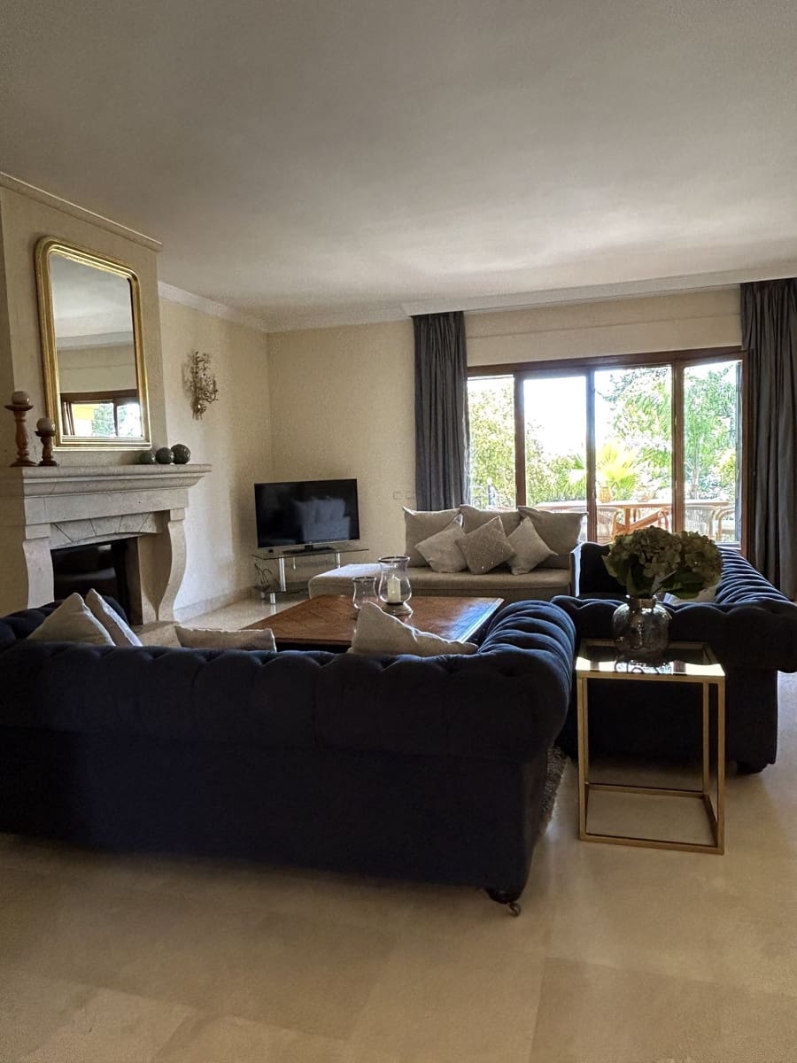 5 quarto Moradia para arrendar em Marbella com piscina garagem - 9 500 € (Ref: 9891178)