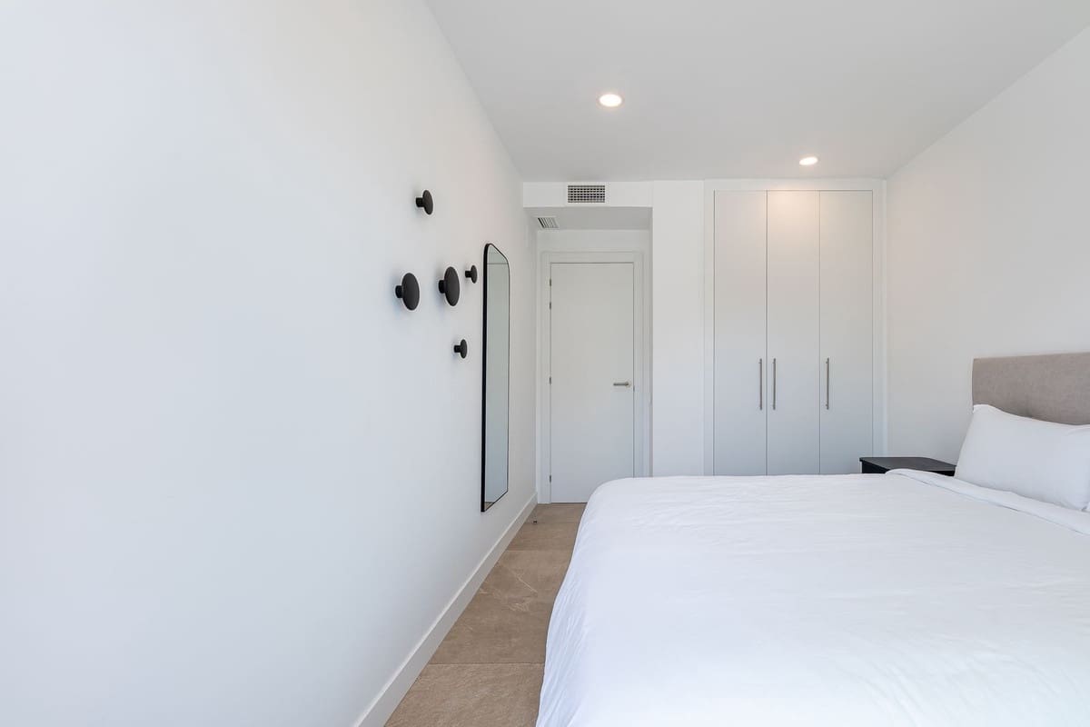 3 chambre Appartement à vendre à Estepona avec piscine garage - 659 000 € (Ref: 9891180)