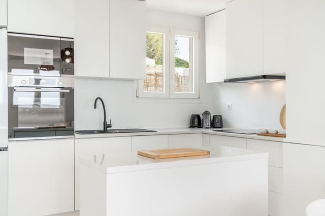 3 chambre Appartement à vendre à Manilva avec piscine - 399 000 € (Ref: 9891182)