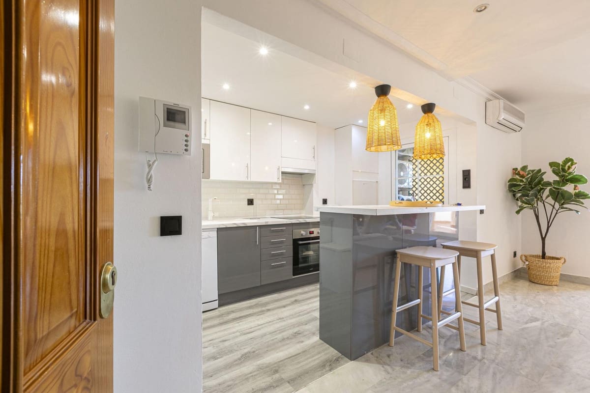2 camera da letto Appartamento in vendita in Nueva Andalucia con piscina garage - 514.856 € (Rif: 9891183)