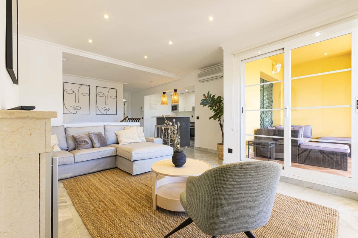 2 camera da letto Appartamento in vendita in Nueva Andalucia con piscina garage - 514.856 € (Rif: 9891183)