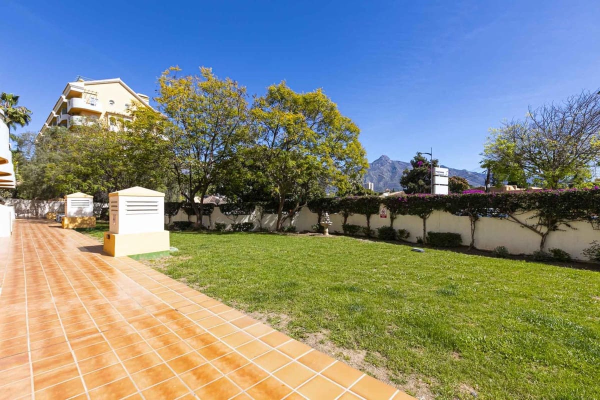 2 camera da letto Appartamento in vendita in Nueva Andalucia con piscina garage - 514.856 € (Rif: 9891183)