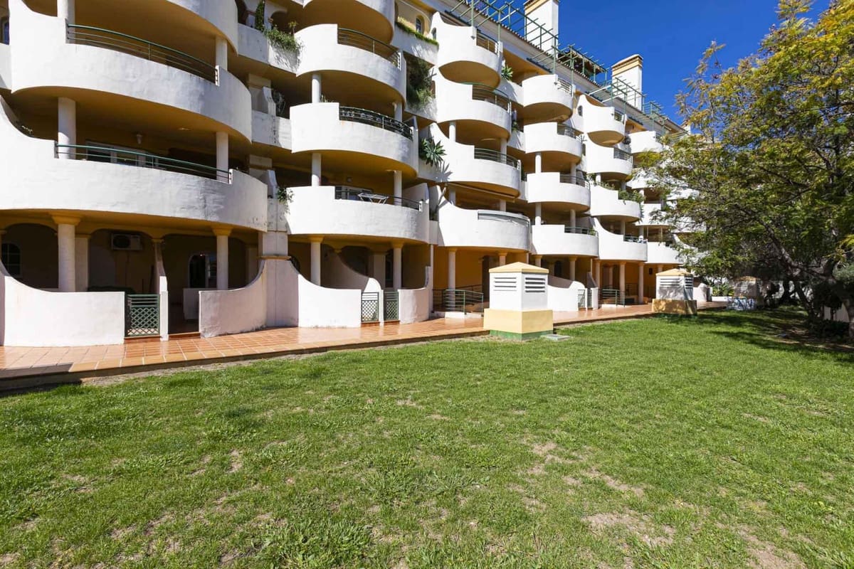 2 camera da letto Appartamento in vendita in Nueva Andalucia con piscina garage - 514.856 € (Rif: 9891183)