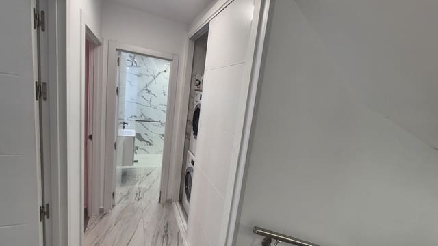 4 soveværelse Byhus til salg i La Reserva, Marbella - € 675.000 (Ref: 9891186)