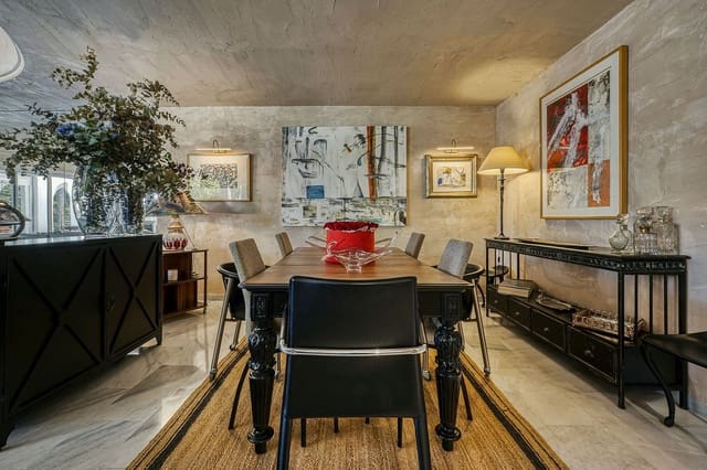 4 soverom Leilighet til salgs i Guadalmina Baja, Marbella med svømmebasseng garasje - € 1 575 000 (Ref: 9891187)