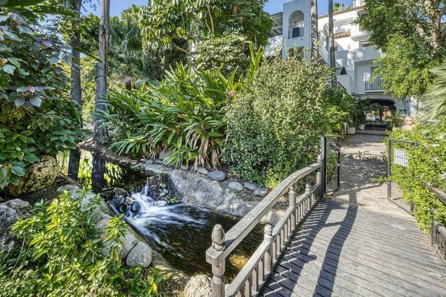 4 soverom Leilighet til salgs i Guadalmina Baja, Marbella med svømmebasseng garasje - € 1 575 000 (Ref: 9891187)