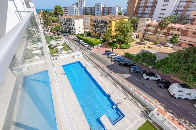 3 makuuhuone Huoneisto myytävänä paikassa Benalmádena mukana uima-altaan 
autotalli - 598 000 € (Ref: 9891190)