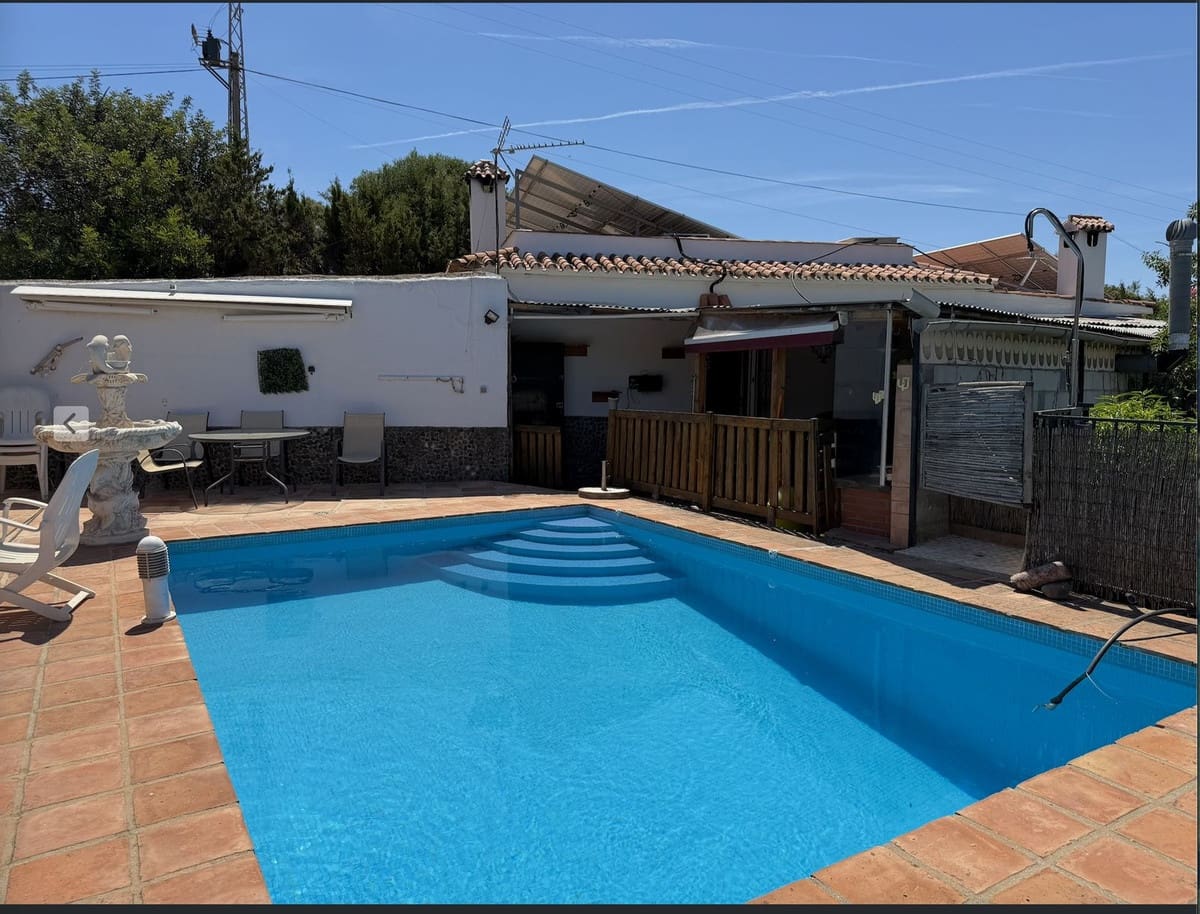 6 bedroom Finca/Country House for sale in Estepona with pool garage - € 900,000 (Ref: 9893267)