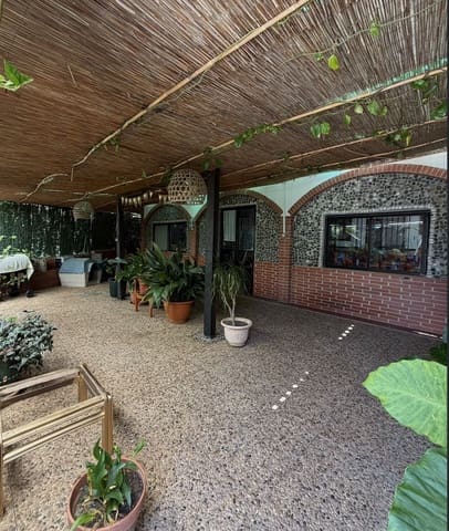 6 makuuhuone Maalaistalo myytävänä paikassa Estepona mukana uima-altaan 
autotalli - 900 000 € (Ref: 9893267)