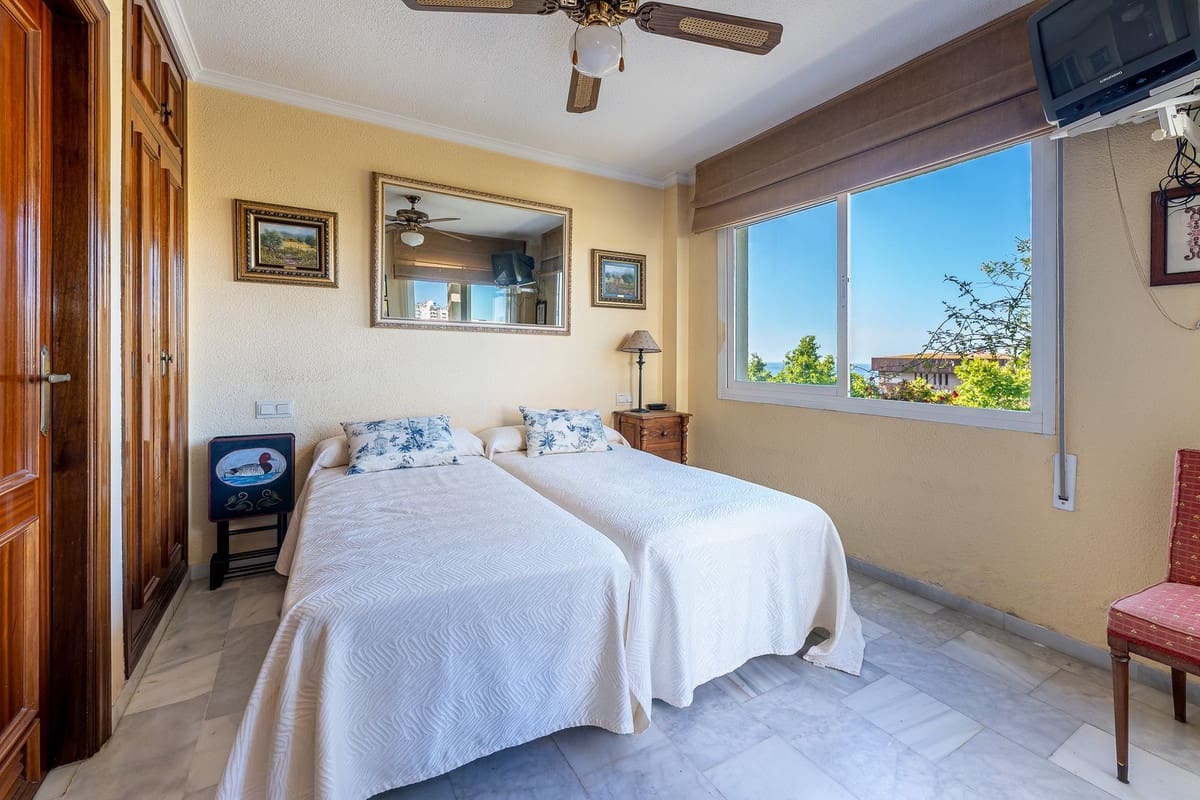 1 sovrum Takvåning till salu i Marbella med pool garage - 315 000 € (Ref: 9895452)