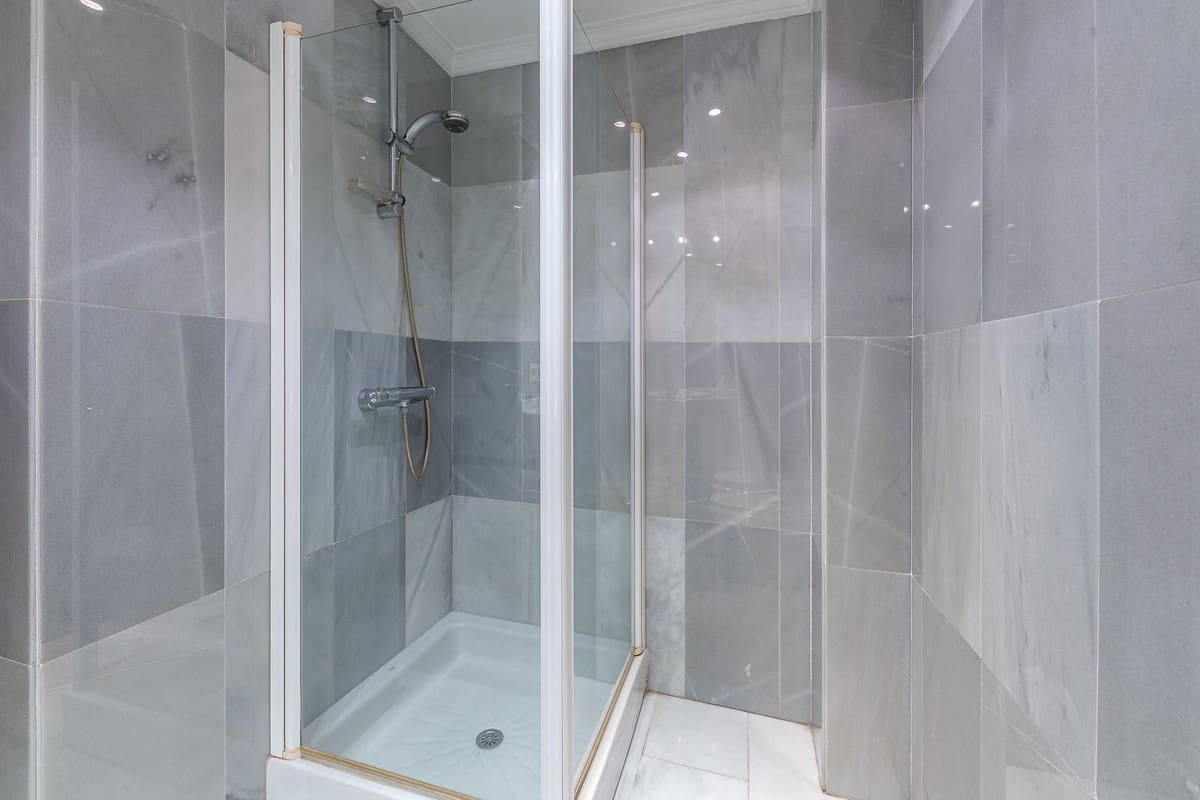 1 sovrum Takvåning till salu i Marbella med pool garage - 315 000 € (Ref: 9895452)