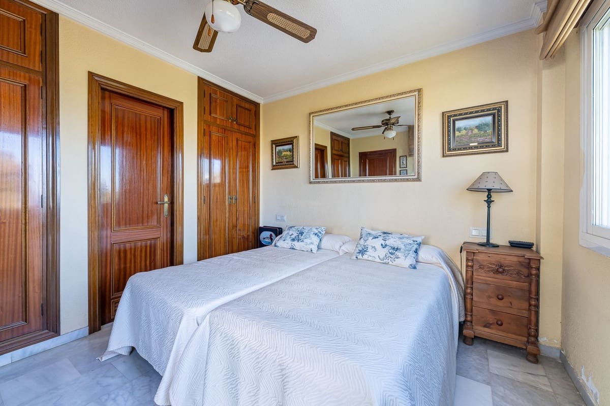 1 sovrum Takvåning till salu i Marbella med pool garage - 315 000 € (Ref: 9895452)