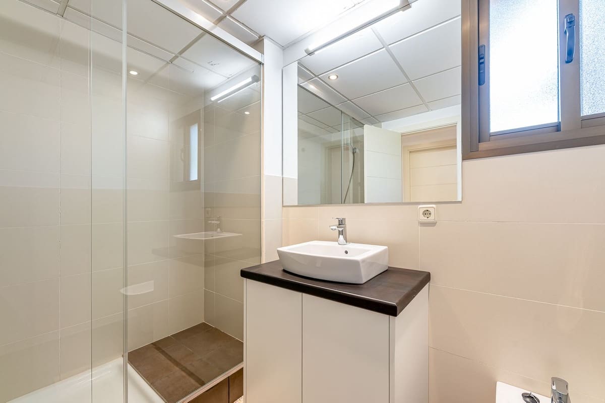 2 soveværelse Lejlighed til salg i Casares med swimmingpool garage - € 459.000 (Ref: 9956267)