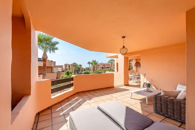 2 soveværelse Lejlighed til salg i Casares med swimmingpool garage - € 459.000 (Ref: 9956267)