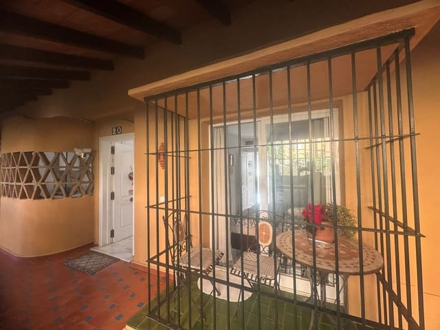 2 makuuhuone Huoneisto vuokrattavana paikassa Calahonda, Mijas mukana uima-altaan 
autotalli - 1 350 € (Ref: 9965950)