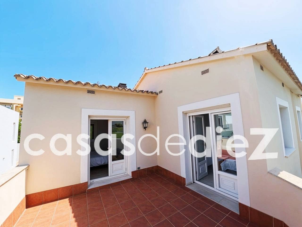 3 quarto Casa em Banda para venda em Oliva Nova com piscina garagem - 493 000 € (Ref: 10044249)