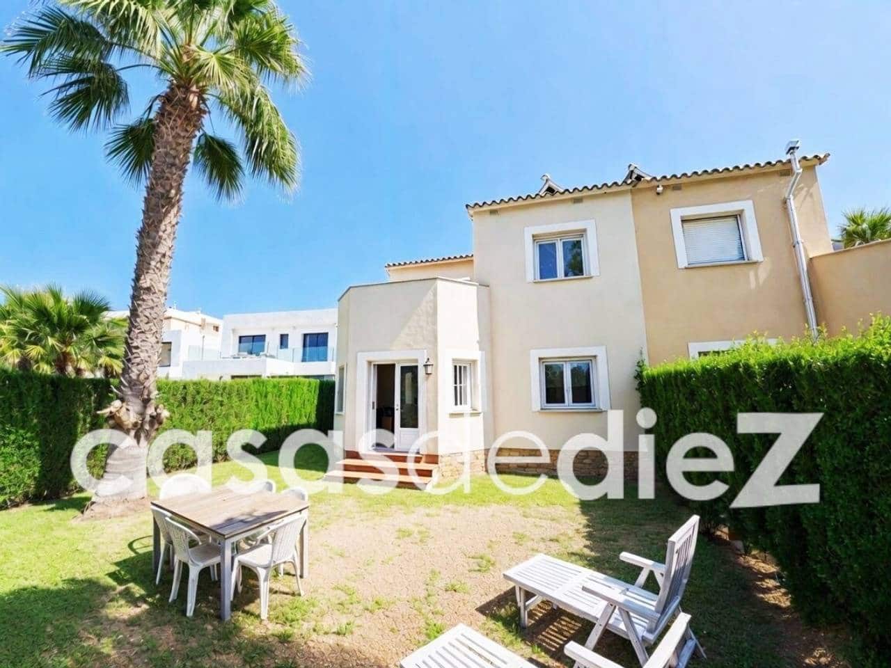 3 quarto Casa em Banda para venda em Oliva Nova com piscina garagem - 493 000 € (Ref: 10044249)
