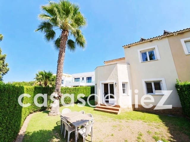 3 quarto Casa em Banda para venda em Oliva Nova, Oliva com piscina garagem - 493 000 € (Ref: 10044249)