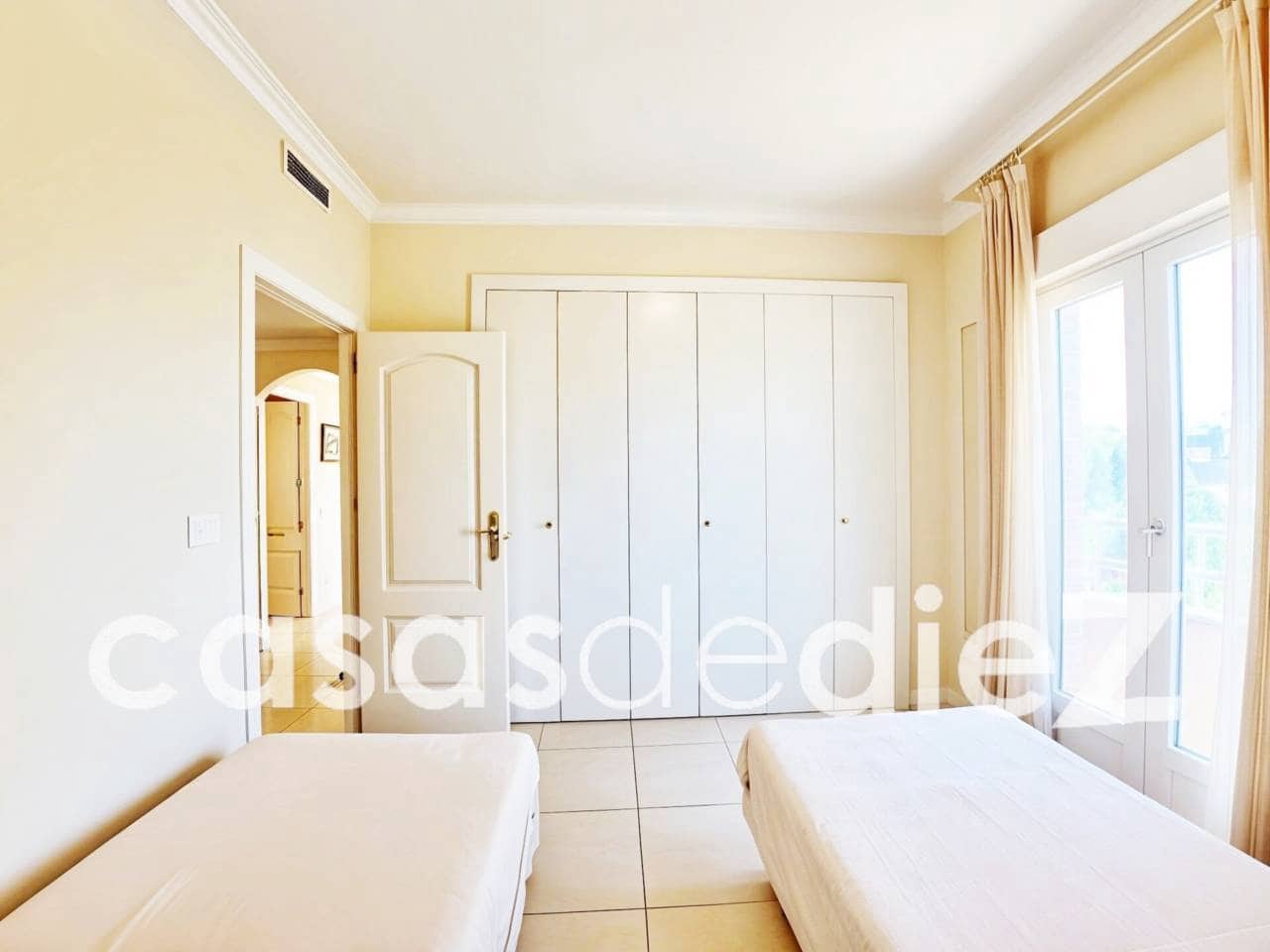2 chambre Appartement à vendre à Oliva Nova avec piscine garage - 490 000 € (Ref: 10044250)