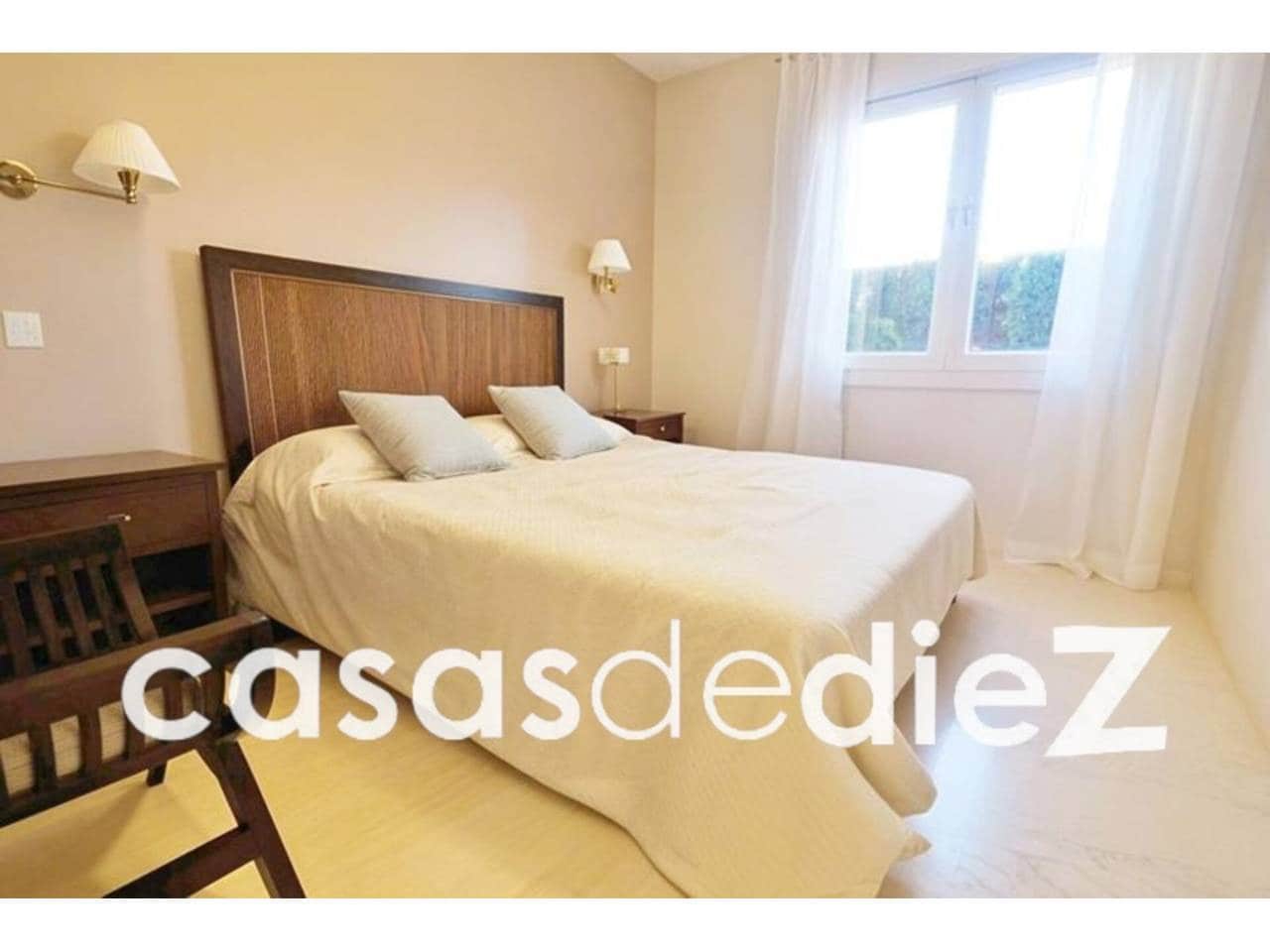 3 bedroom Villa for sale in Oliva Nova with pool garage - € 595,000 (Ref: 9425857)