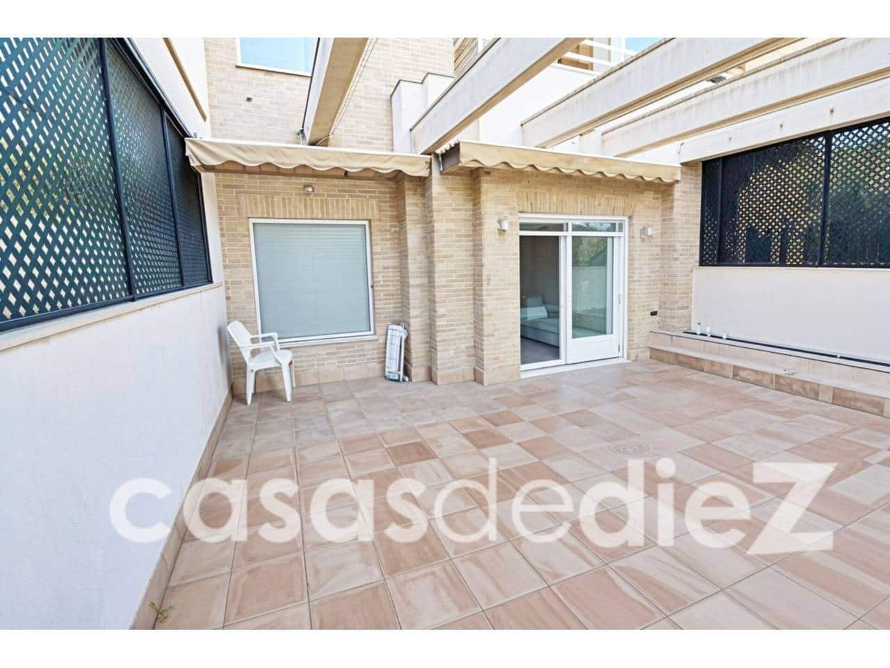 1 chambre Appartement à vendre à Oliva Nova avec piscine garage - 208 000 € (Ref: 9425859)