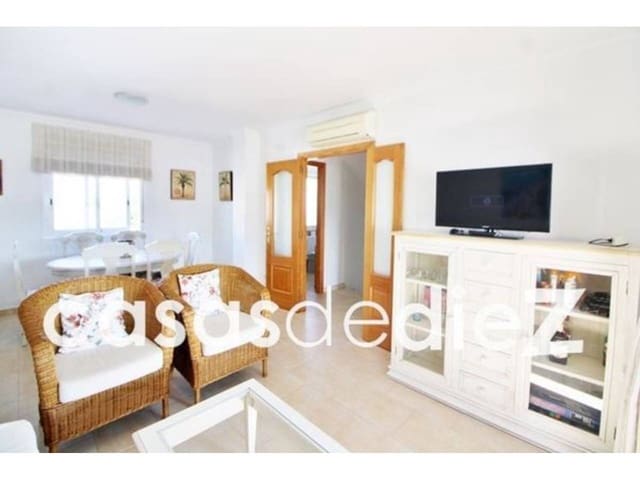 4 chambre Villa/Maison Mitoyenne à vendre à Oliva Nova, Oliva avec piscine garage - 299 500 € (Ref: 9425861)