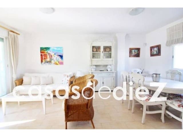 4 chambre Villa/Maison Mitoyenne à vendre à Oliva Nova, Oliva avec piscine garage - 299 500 € (Ref: 9425861)