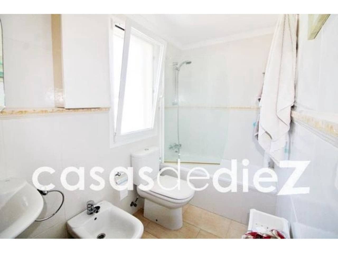 4 sypialnia Dom szeregowy na sprzedaż w Oliva Nova z basenem garażem - 299 500 € (Ref: 9425861)