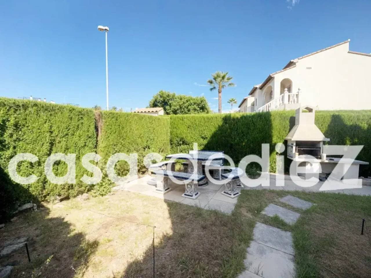 2 soveværelse Lejlighed til salg i Oliva Nova med swimmingpool garage - € 235.000 (Ref: 9425865)