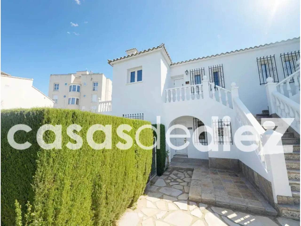 2 soveværelse Lejlighed til salg i Oliva Nova med swimmingpool garage - € 235.000 (Ref: 9425865)