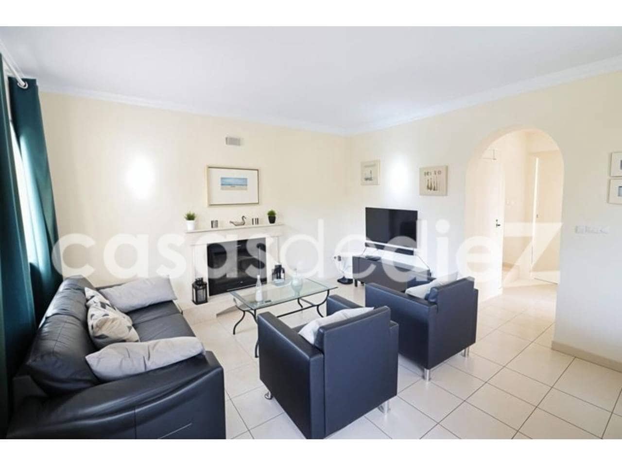 3 bedroom Villa for sale in Oliva Nova with pool garage - € 549,900 (Ref: 9425868)