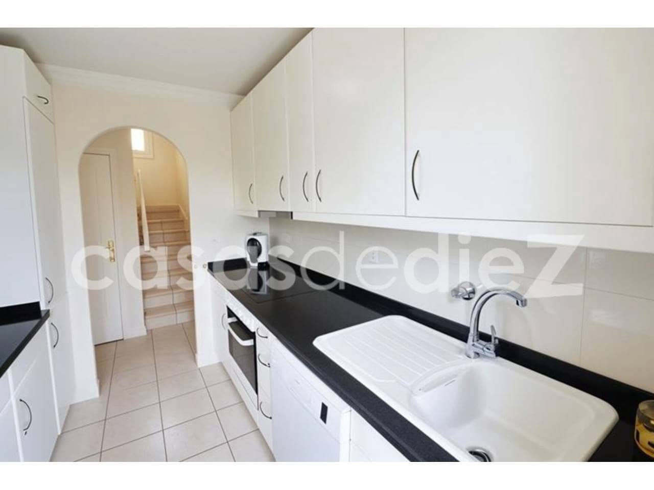 3 bedroom Villa for sale in Oliva Nova with pool garage - € 549,900 (Ref: 9425868)