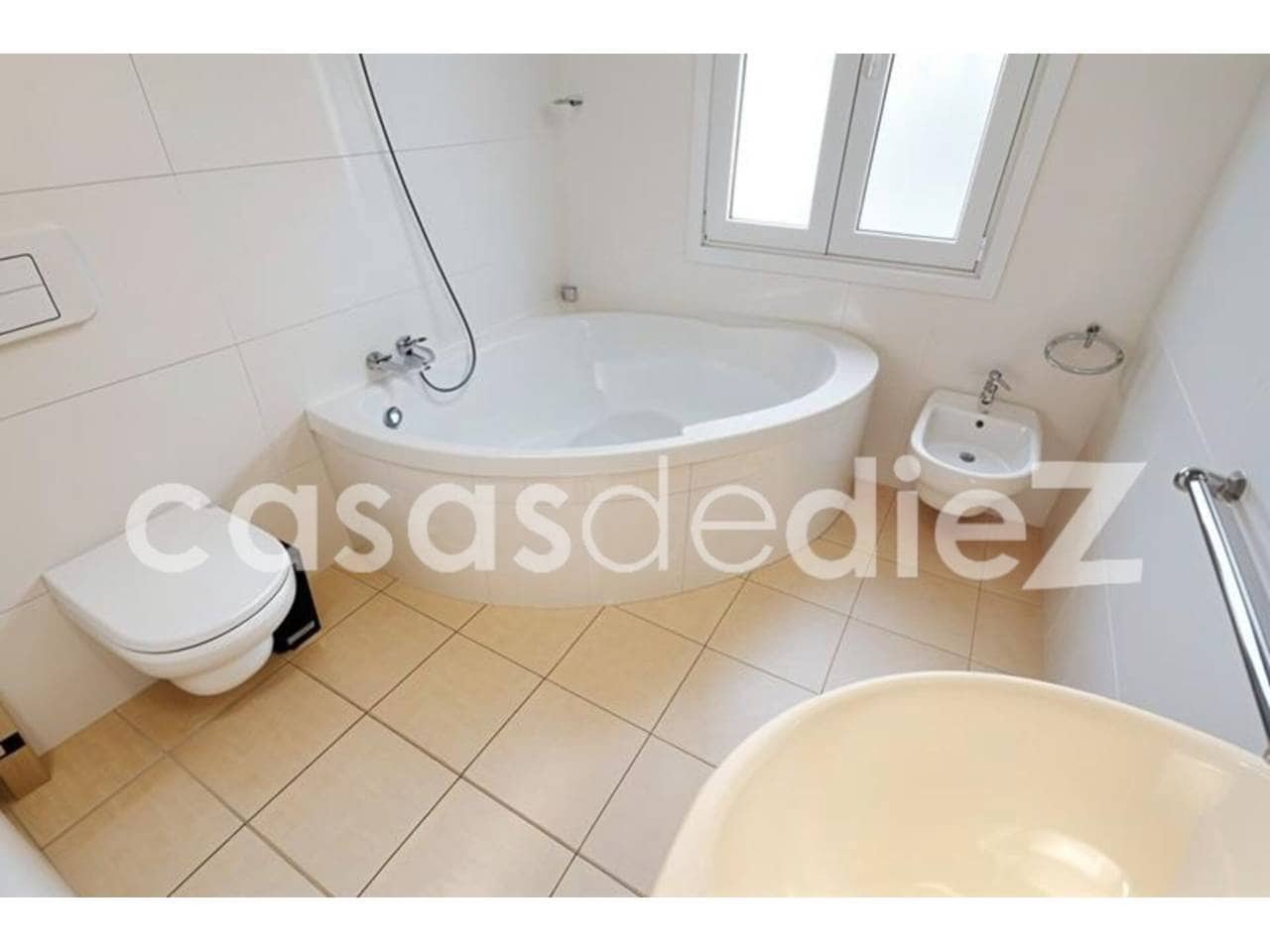 3 bedroom Villa for sale in Oliva Nova with pool garage - € 549,900 (Ref: 9425868)