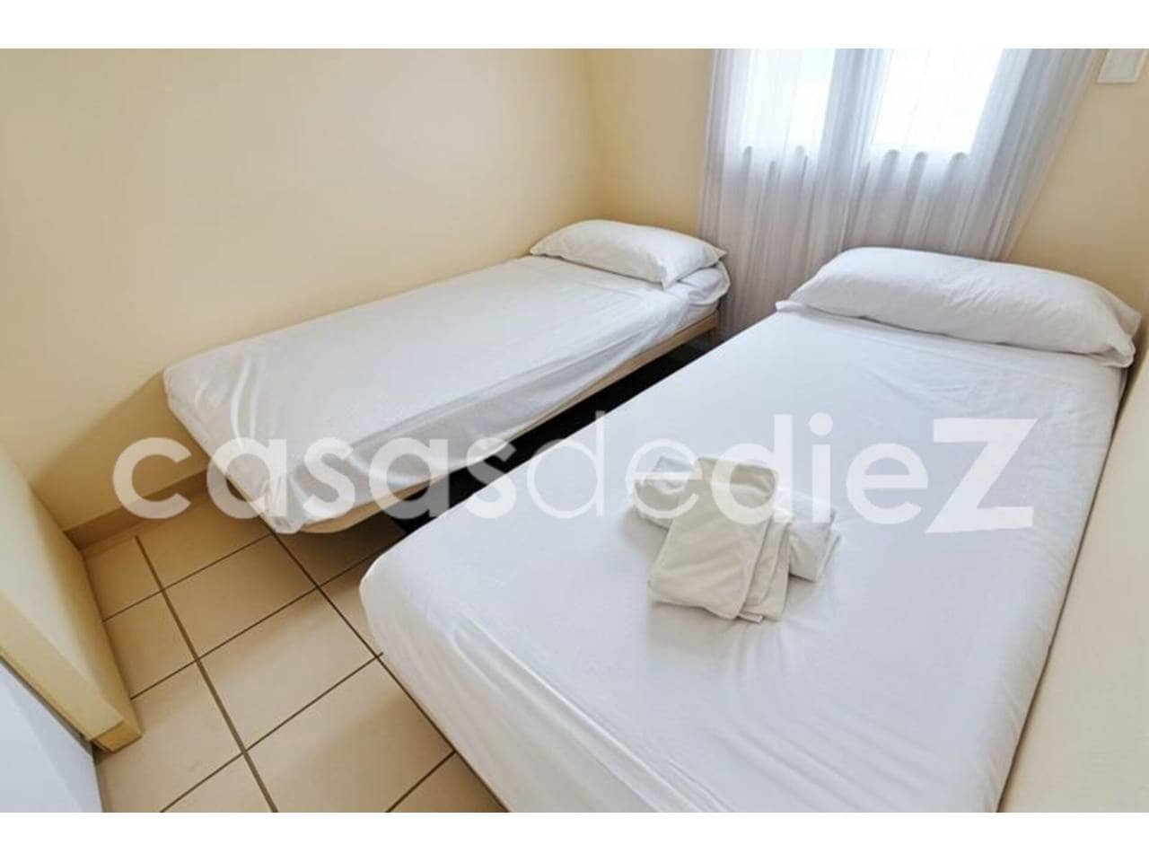 3 bedroom Villa for sale in Oliva Nova with pool garage - € 549,900 (Ref: 9425868)